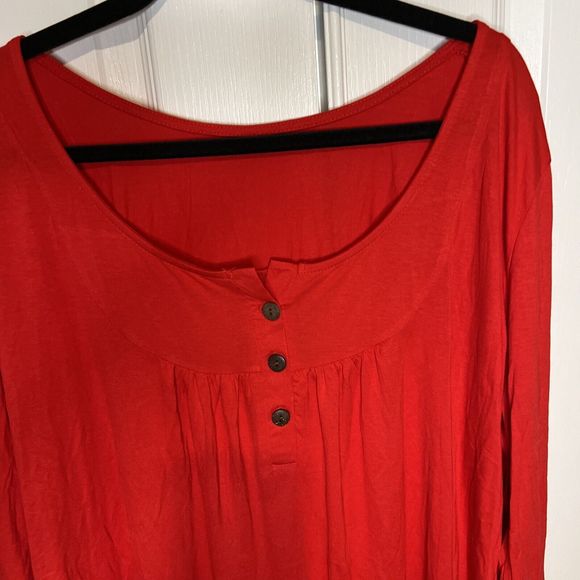 Women’s Blouse 2X Long Sleeve Boho Button Up Flowy Tunic Blouse Red Rayon - Picture 2 of 11
